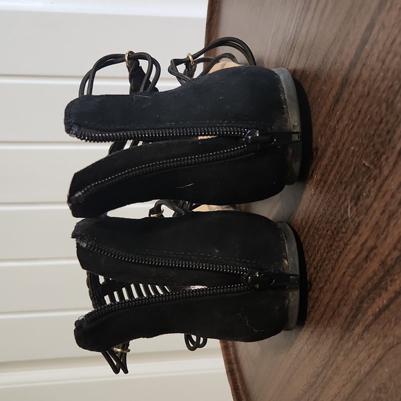 Pennington Sandal - Picture 3 of 3